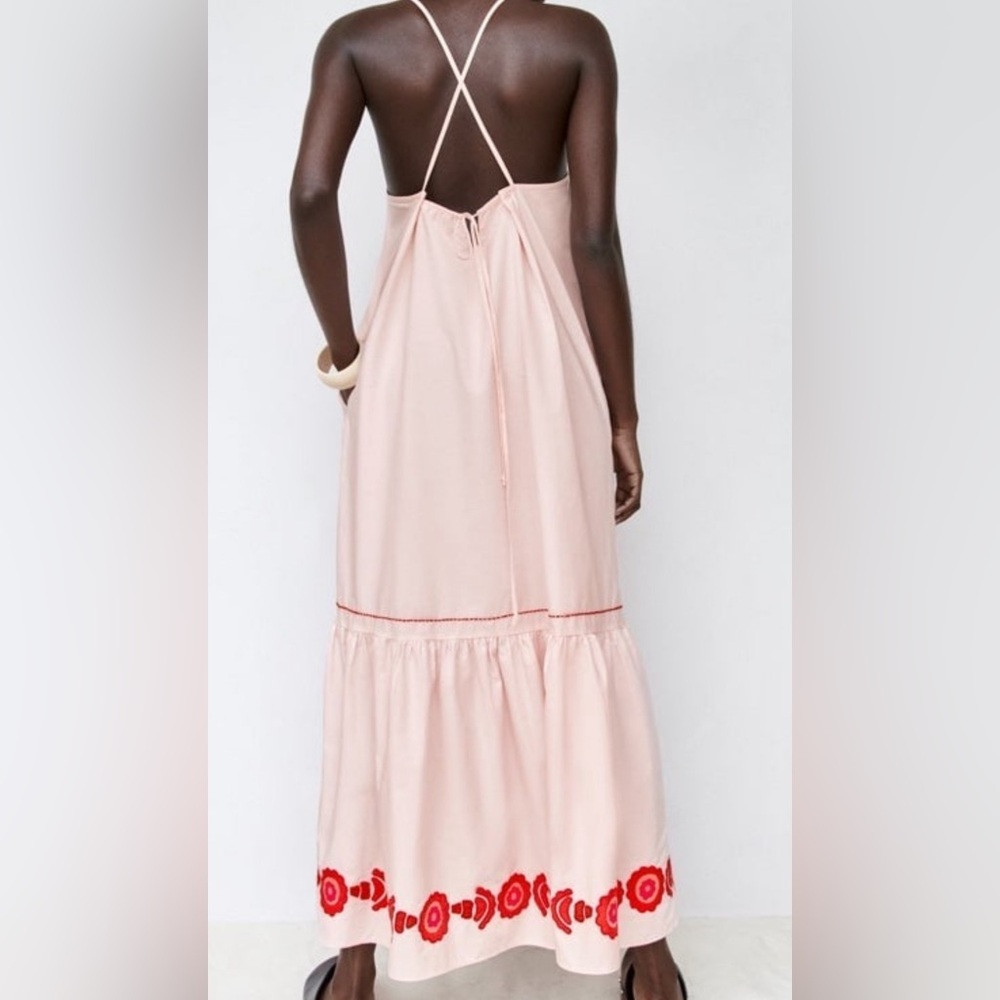 NWTZARA SIZE MEDIUM EMBROIDERED MIDI DRESS LIMITED EDITION❣️ - Picture 4 of 5